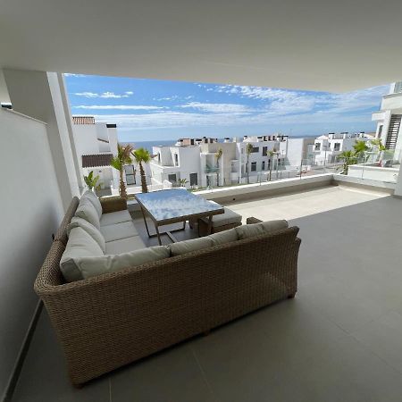 Modern 2 Beds Apartment In La Alcaidesa Exterior photo