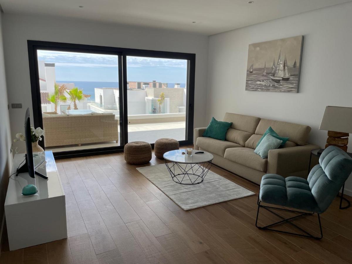 Modern 2 Beds Apartment In La Alcaidesa Exterior photo