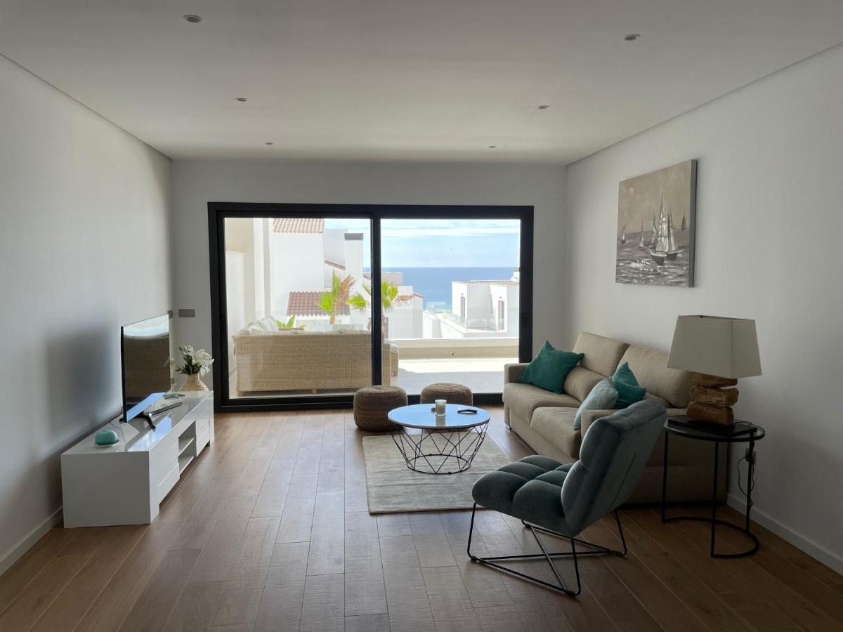 Modern 2 Beds Apartment In La Alcaidesa Exterior photo